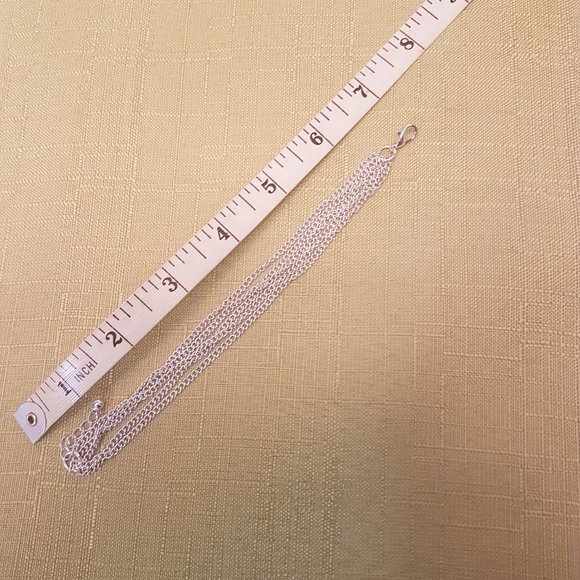 Silver tone  bracelet - Picture 4 of 5